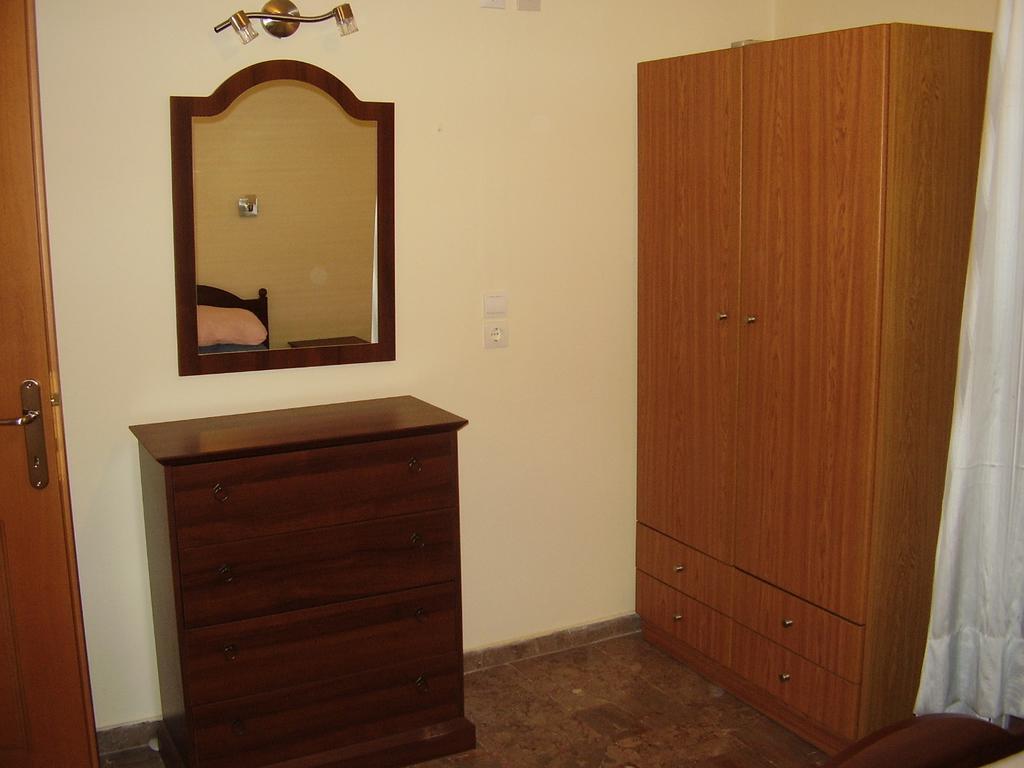Dixtia Apartments Ájosz Jeórjosz Págon Szoba fotó